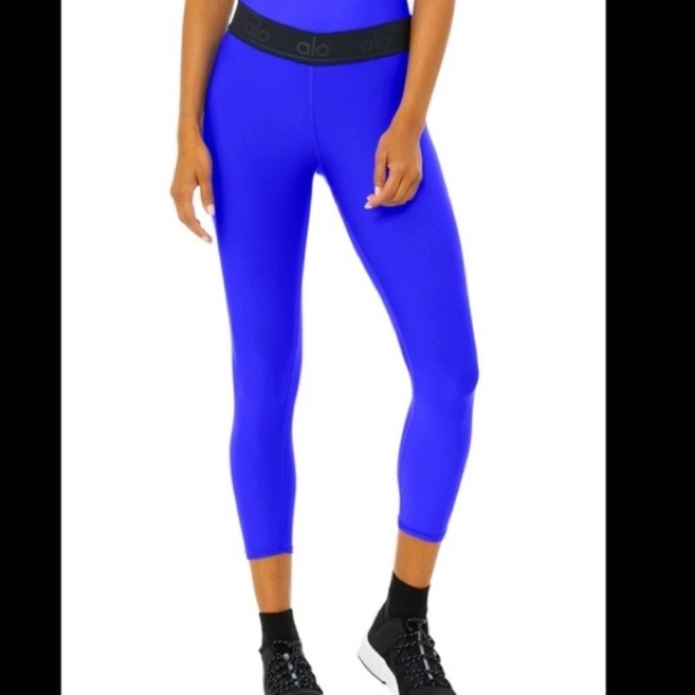 Alo High-Waist Fitness Capri (Alo Blue)